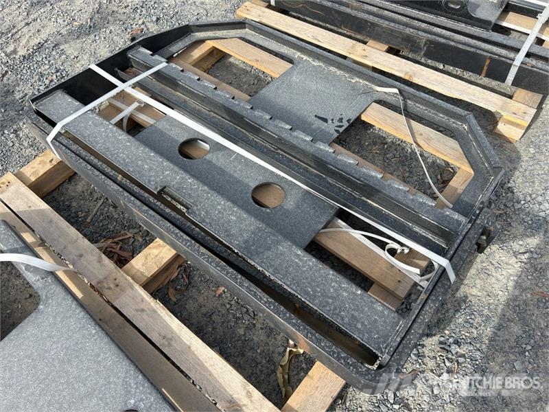 GIYI GY-FR47 29 in Mini Dingo Skid Steer Forks (Un Forks