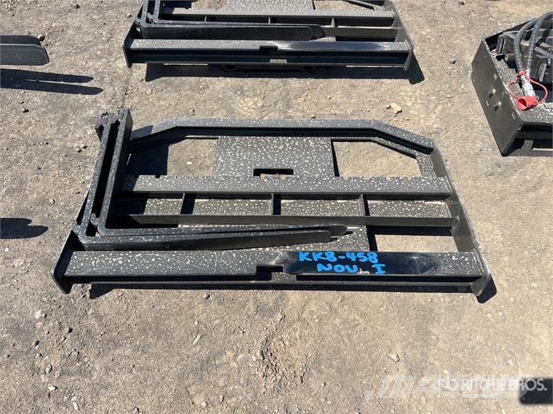 GIYI GY-FR47 29 in Mini Dingo Skid Steer Forks (Un Вили