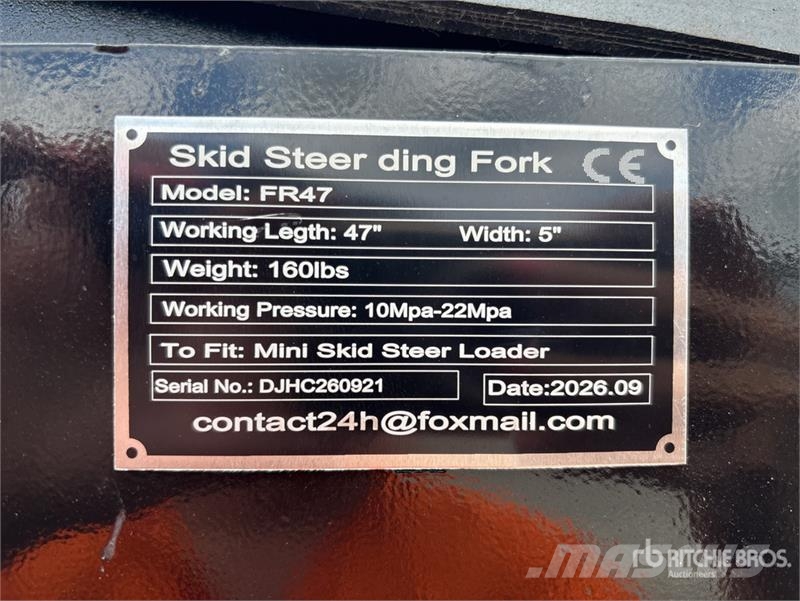  GIYI GY-FR47 29 in Mini Dingo Skid Steer Forks (Un Vidlica