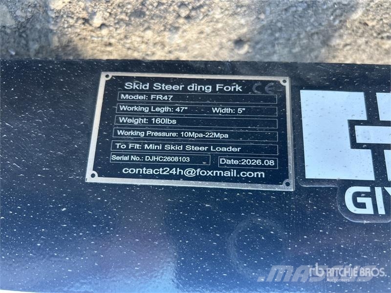 GIYI GY-FR47 29 in Mini Dingo Skid Steer Forks (Un Вили