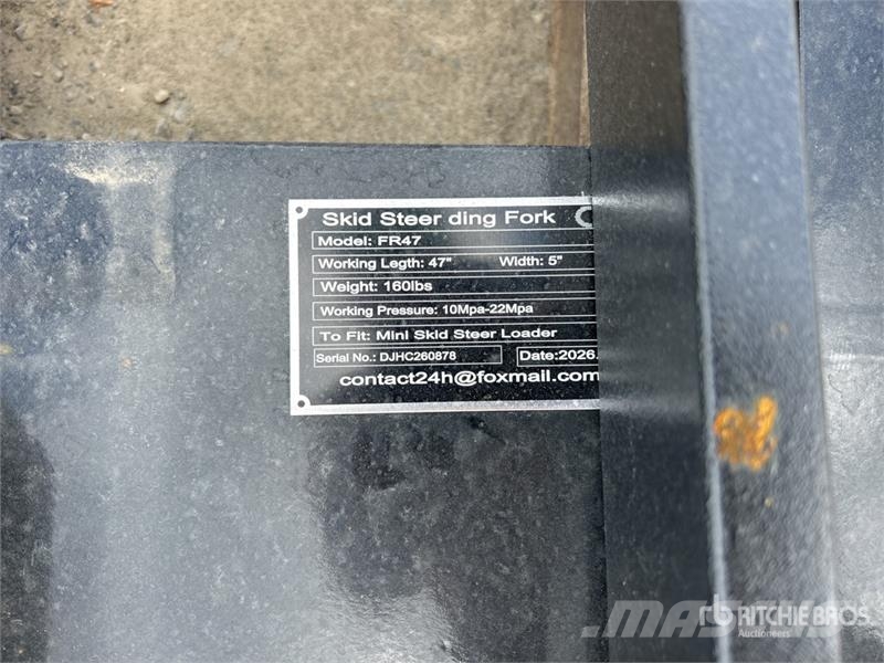 GIYI GY-FR47 47 in Mini Dingo Skid Steer Forks (Un Forks