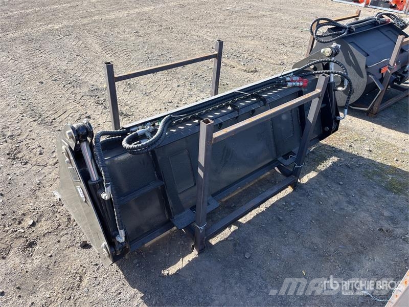 GIYI GY-KH72 72 in Multi-Purpose Skid Steer Bucket Skovle