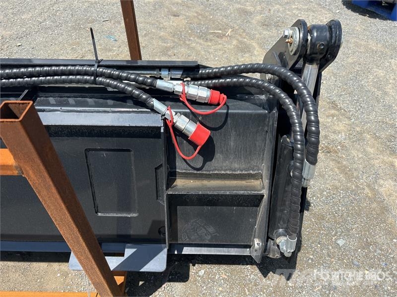 GIYI GY-KH72F 72 in Multi-Purpose Skid Steer Bucke Baldes