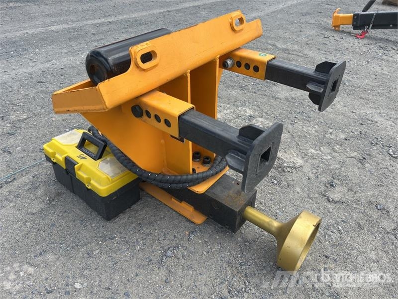  GIYI GY-PH198 Mini Skid Steer Post Driver (Unused) Attrezzature per recinzioni
