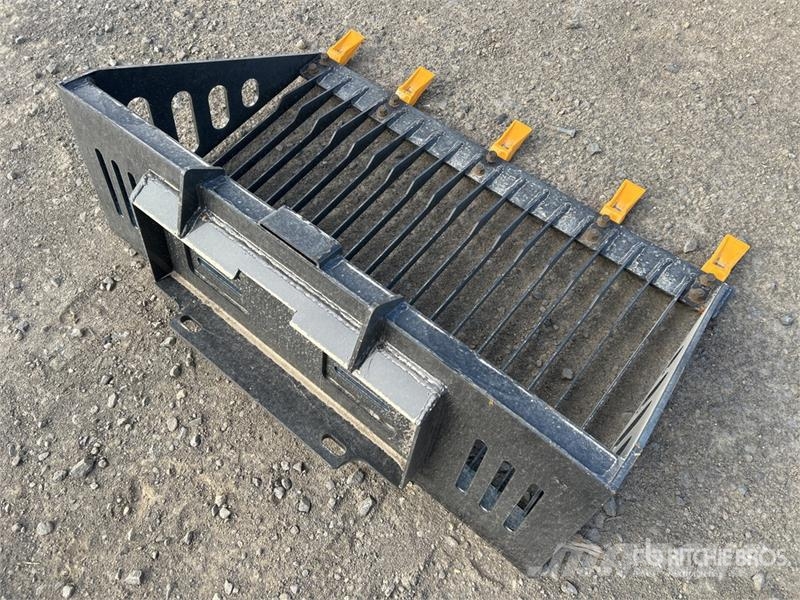 GIYI GY-RB44 Rock Mini Skid Steer Bucket (Unused) Kaušai