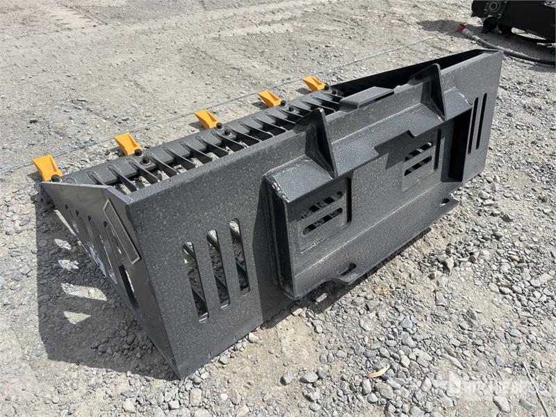  GIYI GY-RB44 Rock Mini Skid Steer Bucket (Unused) Skuffer