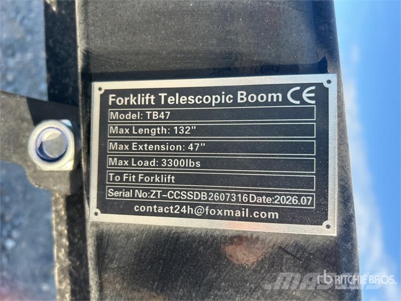 GIYI GY-TB47 131 in 3300 lb Forklift Telescopic Bo Other components