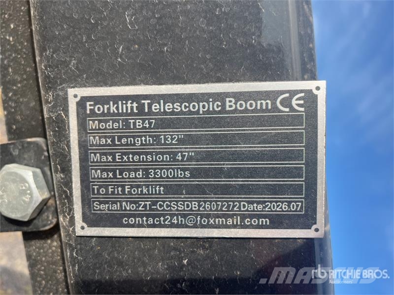  GIYI GY-TB47 132 in 3300 lb Forklift Telescopic Bo Otros componentes