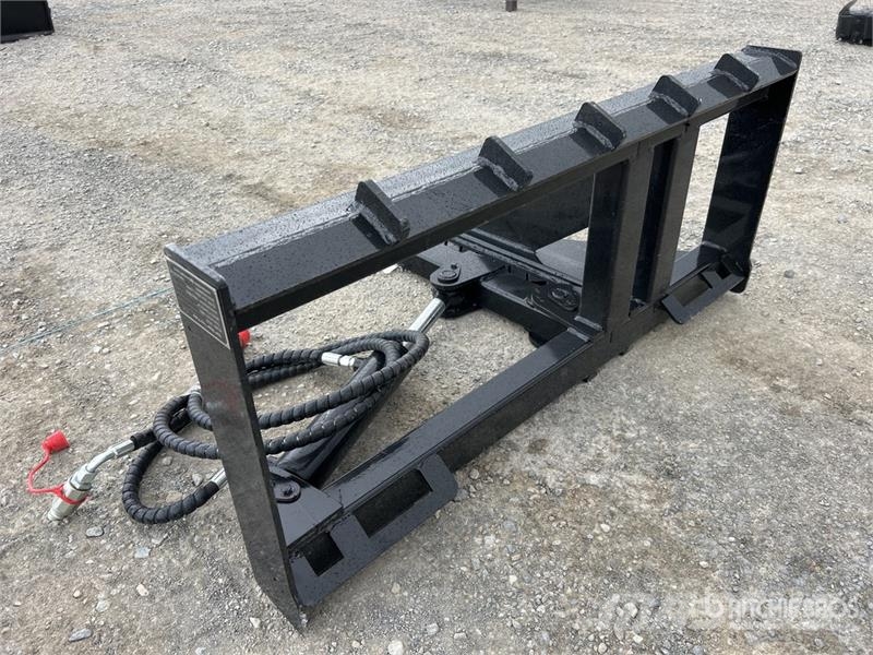  GIYI GY-TP45 25 in Skid Steer Post Puller (Unused) Ostale komponente za građevinarstvo