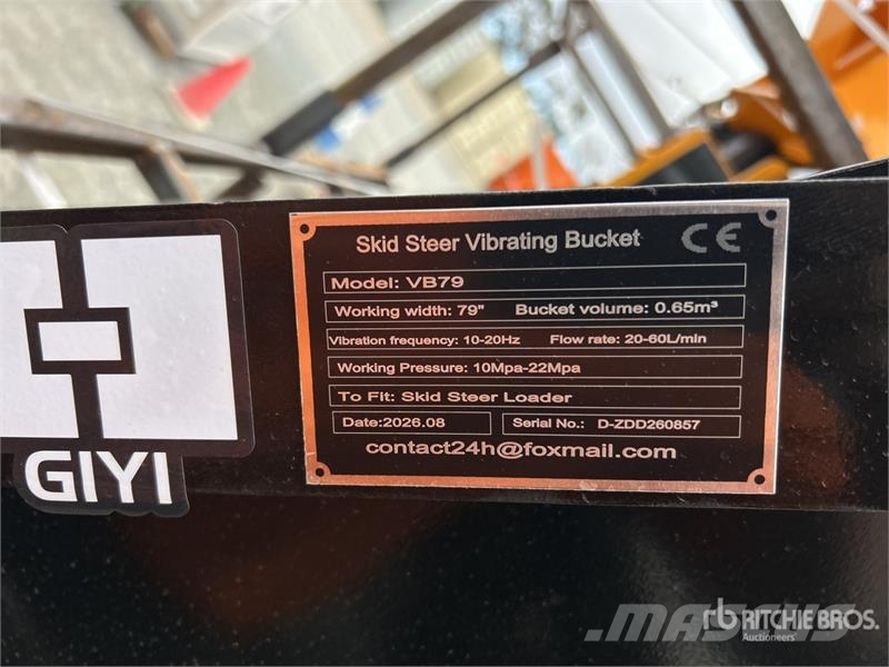 GIYI GY-VB79 79 in Vibrating Skid Steer Screening Baldes crivo