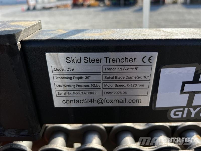 GIYI GY-X39 39 in Mini Skid Steer Trencher (Unused Excavatoare de santuri
