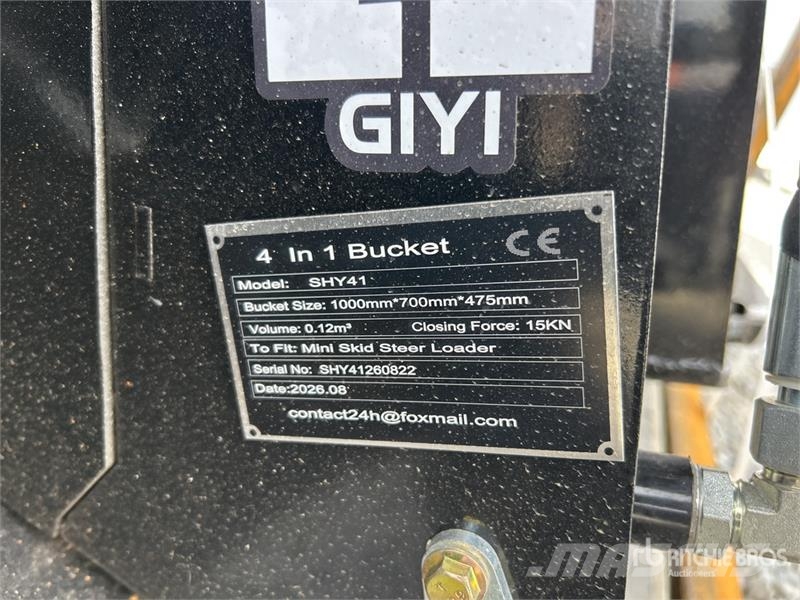 GIYI GY-XKH39 39 in Multi-Purpose Mini Skid Steer Kauhat
