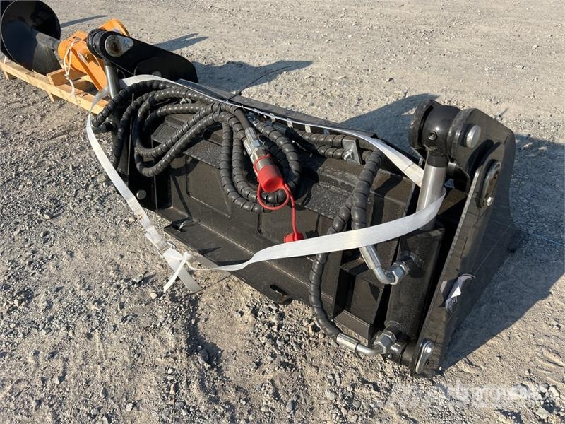GIYI GY-XKH39 39 in Multi-Purpose Mini Skid Steer Кофи