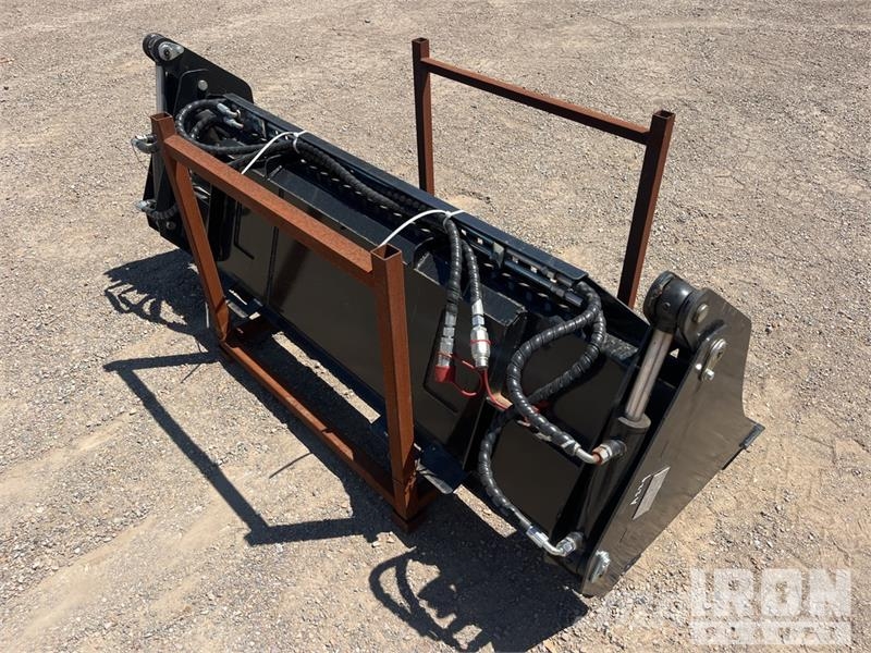  GIYI KH72 1150 mm Multi-Purpose Skid Steer Bucket  دلاء