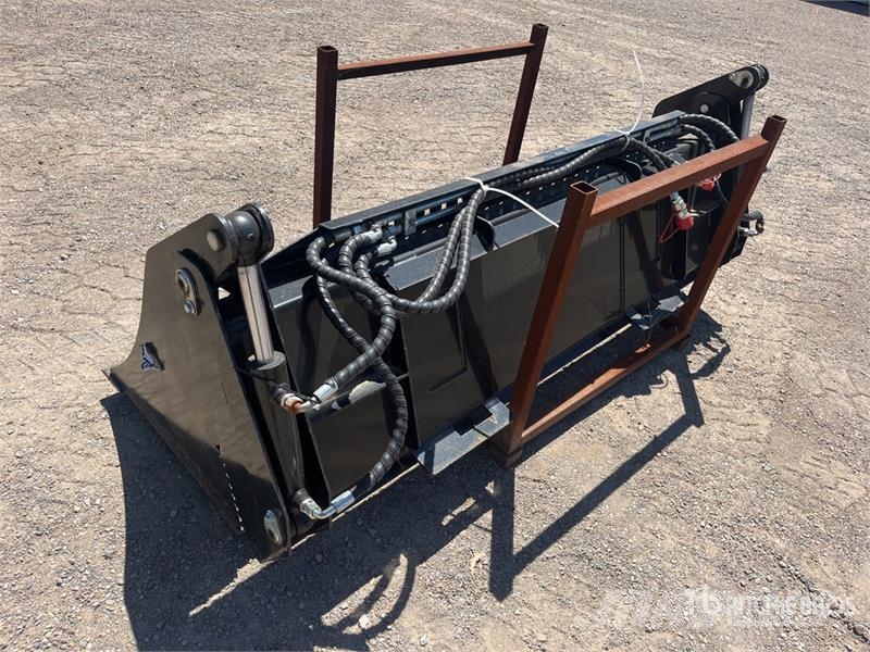  GIYI KH72 1150 mm Multi-Purpose Skid Steer Bucket  دلاء