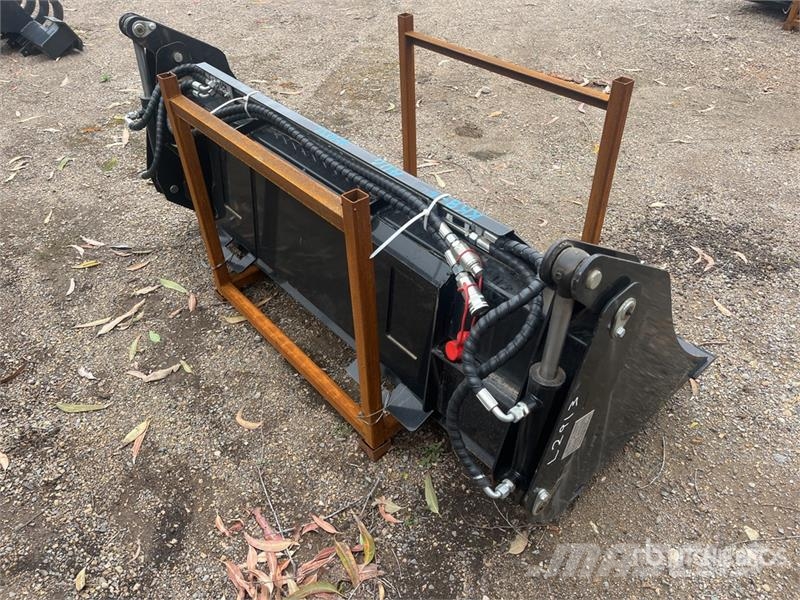  GIYI KH72 1800 mm Multi-Purpose Skid Steer Bucket  Buckets