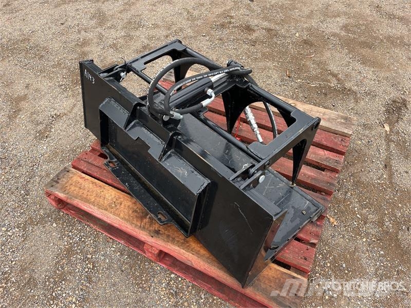 GIYI X-PG44 1120 mm Mini Skid Steer Grapple Grapples