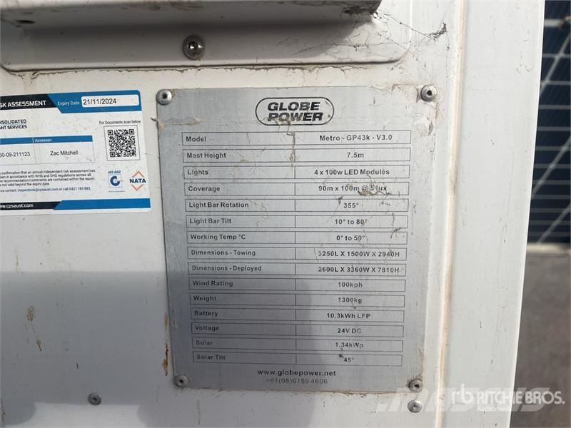 Globe GP43K Solar Light Tower (Inoperable) Light towers