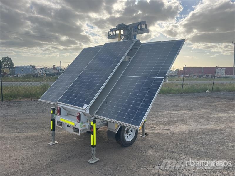 Globe GP43K Solar Light Tower (Inoperable) Light towers