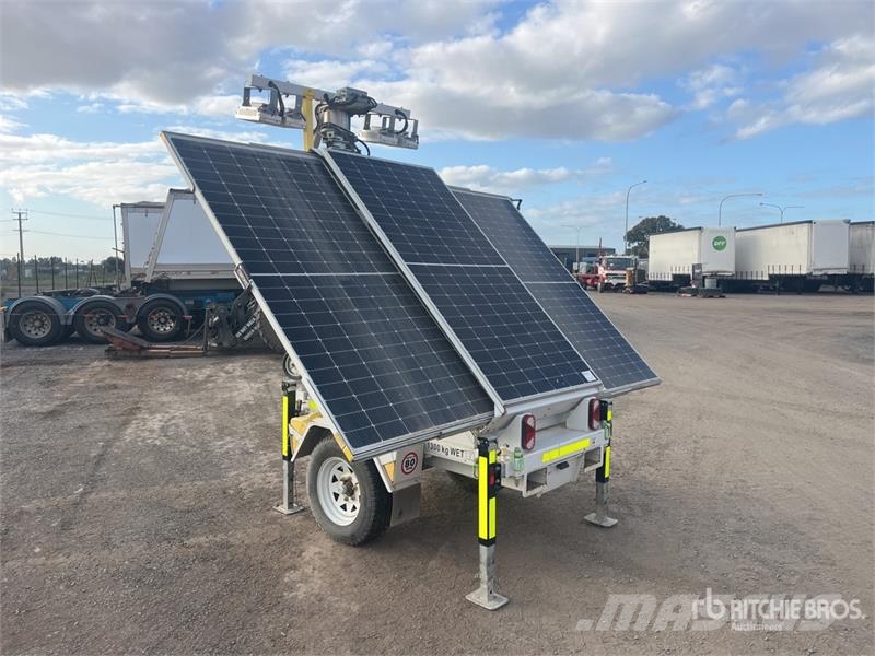 Globe GP43K Solar Light Tower (Inoperable) Light towers