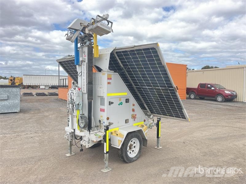 Globe Power Metro GP43K Solar Light Tower (Inoperable) Svetlobni stolpi