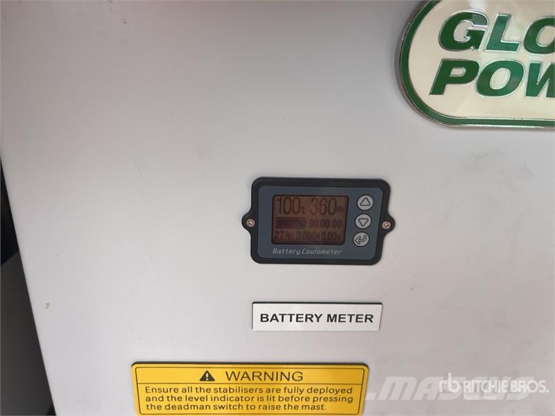Globe Power Metro GP43K Solar Light Tower (Inoperable) Svetlobni stolpi