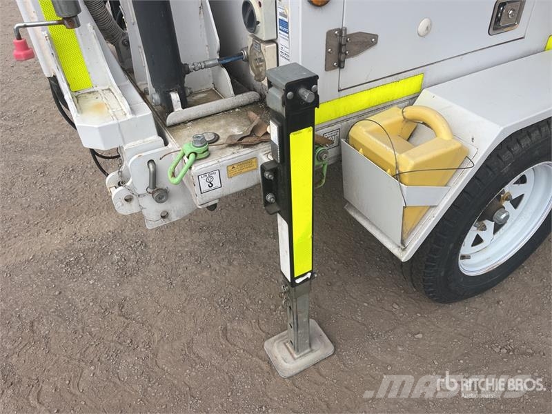 Globe Power Metro GP43K Solar Light Tower (Inoperable) Осветительные установки