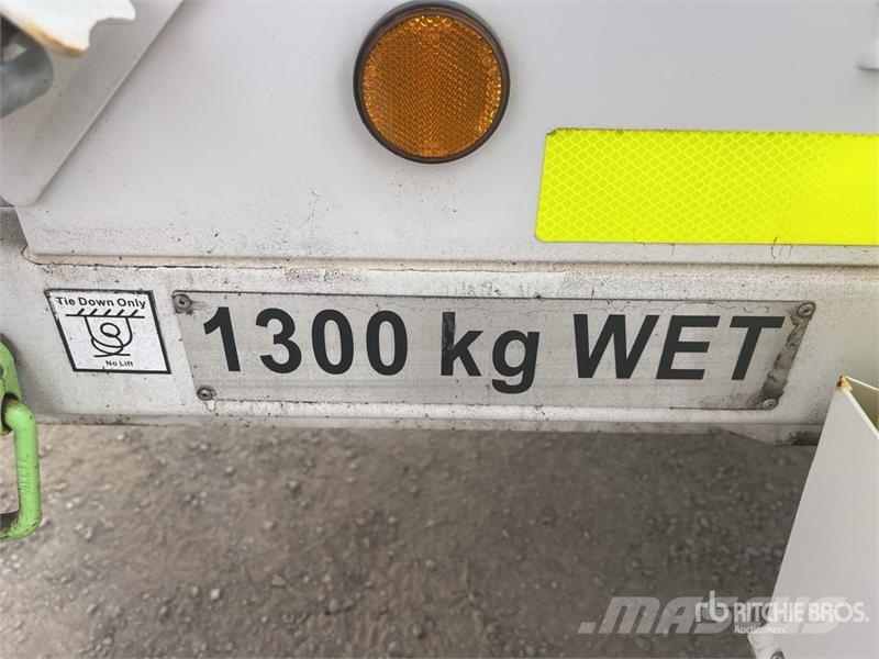 Globe Power Metro GP43K Solar Light Tower (Inoperable) Осветительные установки