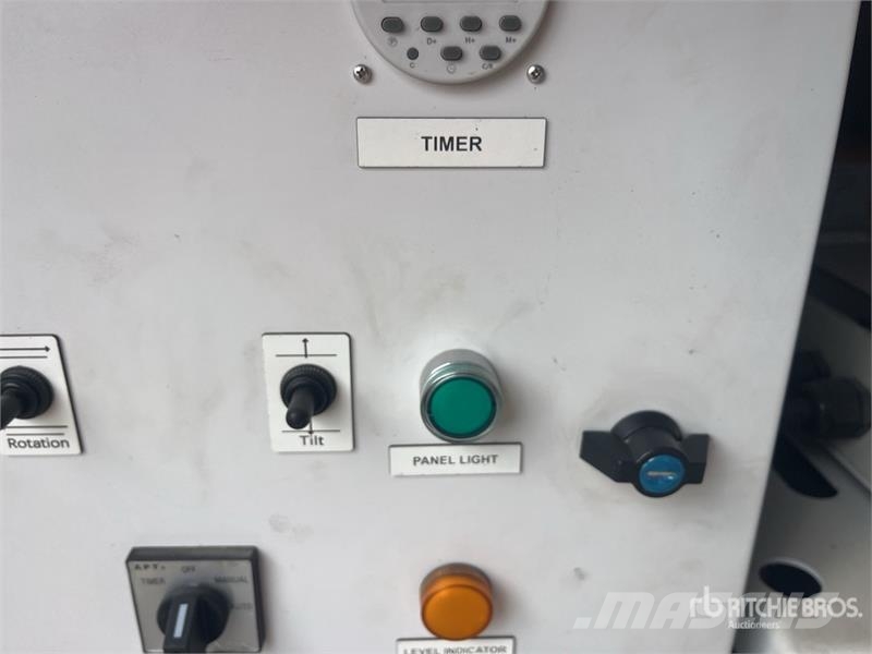 Globe Power Metro GP43K Solar Light Tower (Inoperable) Осветительные установки