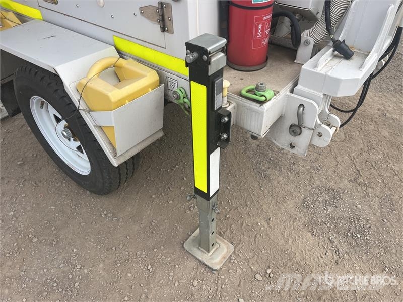 Globe Power Metro GP43K Solar Light Tower (Inoperable) Осветительные установки
