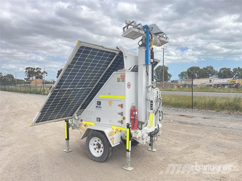 Globe Power Metro GP43K Solar Light Tower (Inoperable) Svetlobni stolpi