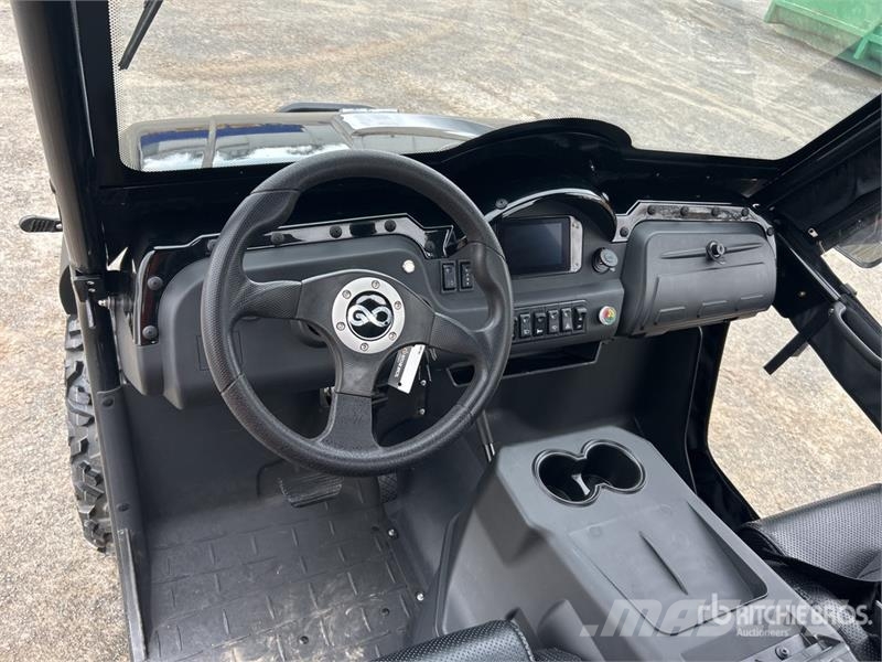 GOCaddy Rancher 4x4 Electric Utility Vehicle (Unus Utility machines