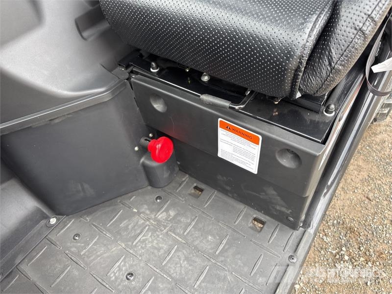 GOCaddy Rancher 4x4 Electric Utility Vehicle Pomoćne mašine