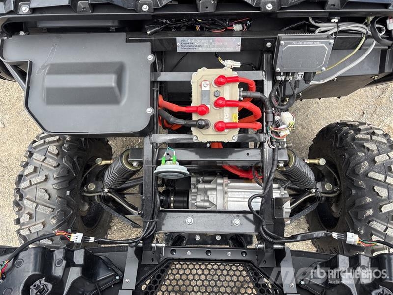 GOCaddy Rancher 4x4 Electric Utility Vehicle (Unus Utility machines