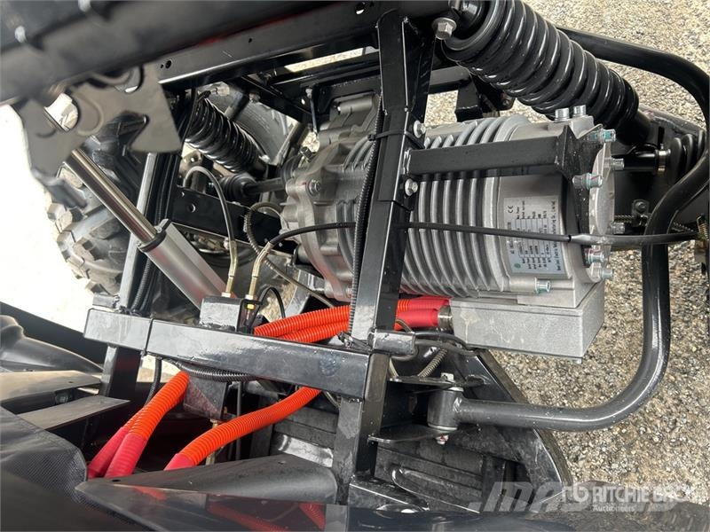 GOCaddy Rancher 4x4 Electric Utility Vehicle (Unus Pomoćne mašine