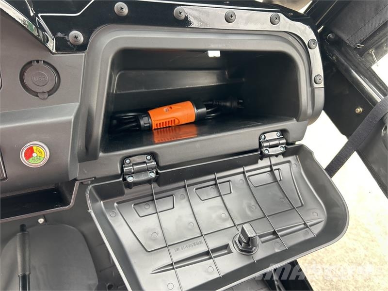 GOCaddy Rancher 4x4 Electric Utility Vehicle (Unus Pomoćne mašine