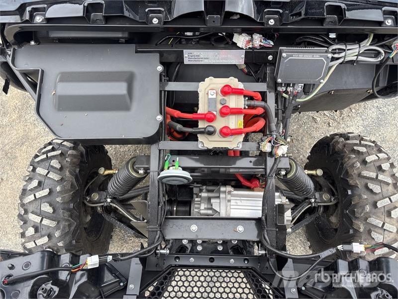 GOCaddy Rancher 4x4 Electric Utility Vehicle (Unus Utility machines