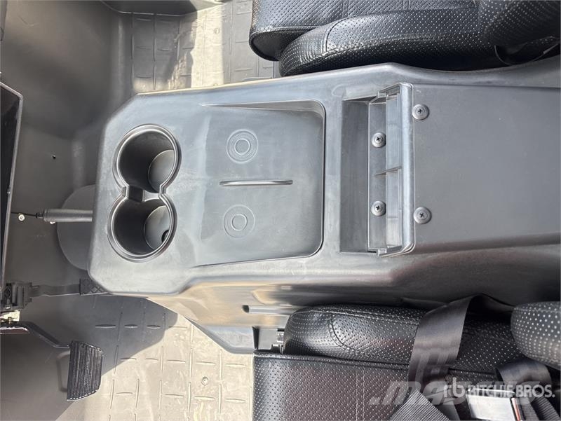 GOCaddy Rancher 4x4 Electric Utility Vehicle (Unus Utility machines