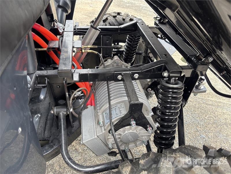 GOCaddy Rancher 4x4 Electric Utility Vehicle (Unus Utility machines