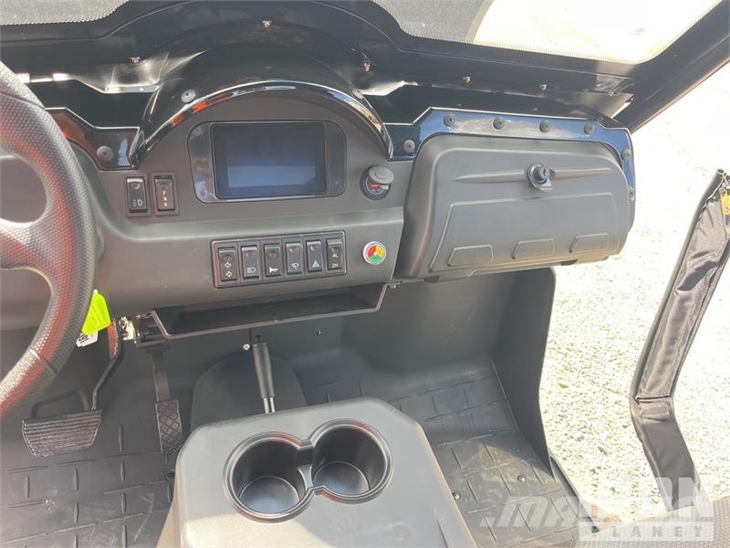 GOCaddy Rancher 4x4 Electric Utility Vehicle (Unus Pomoćne mašine