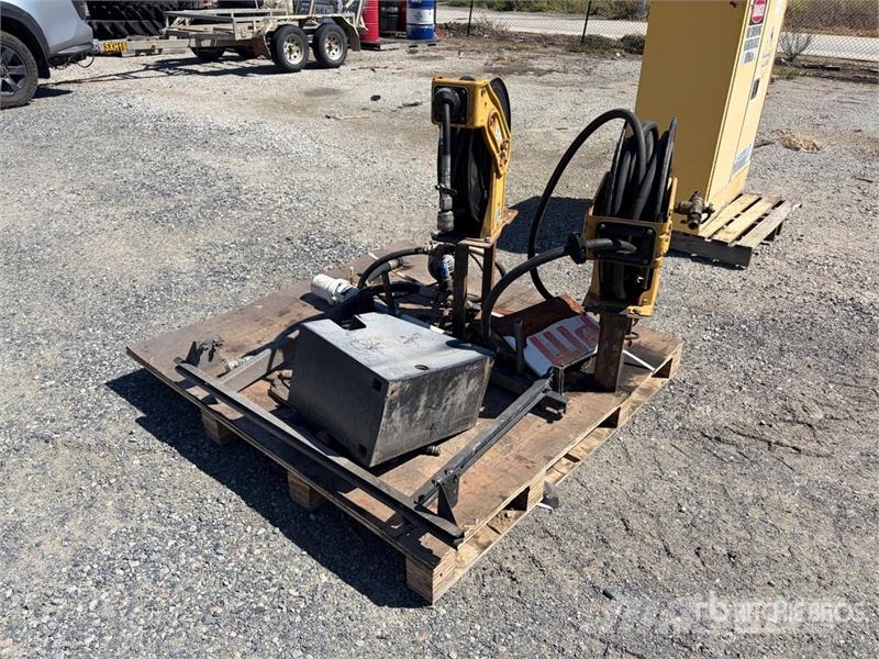 Graco XD Pallet Hose Reel Hose Other components
