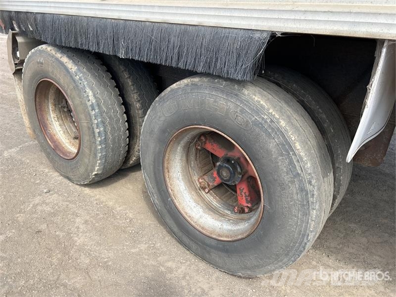  Hamelex White 5.8 m Super Dog End Dump Trailer Tipper trailers