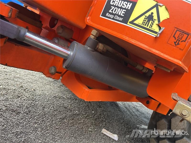 Hamm 3412 HT Smooth Drum Compactor Walzenzüge
