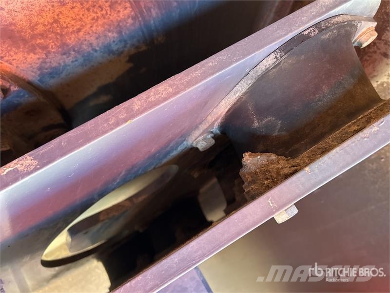 Hamm 3414 Smooth Drum Compactor 單輪滾壓機