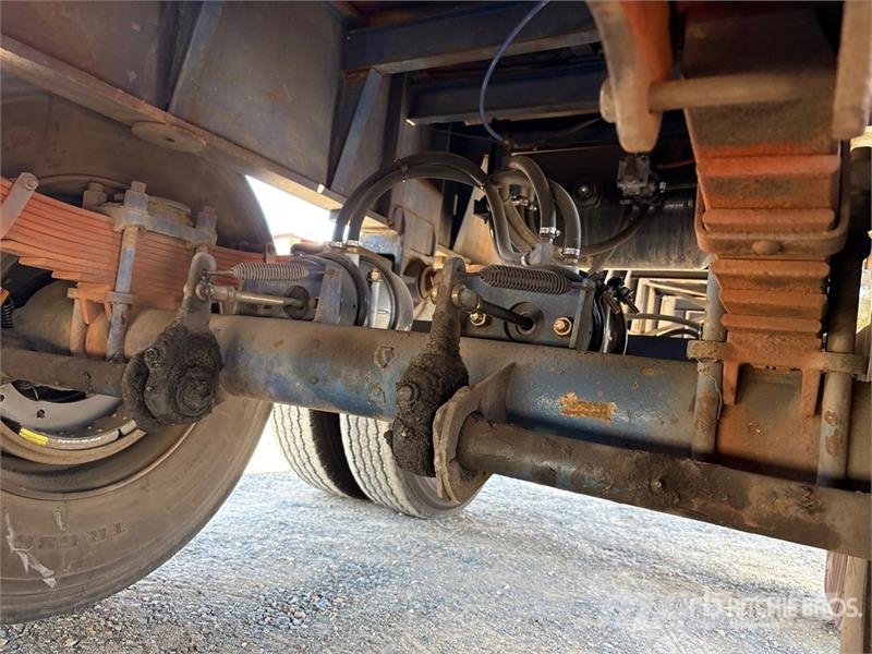 Haulmark 13.5 m Tri/A Flatbed Trailer Flatbed/Dropside trailers