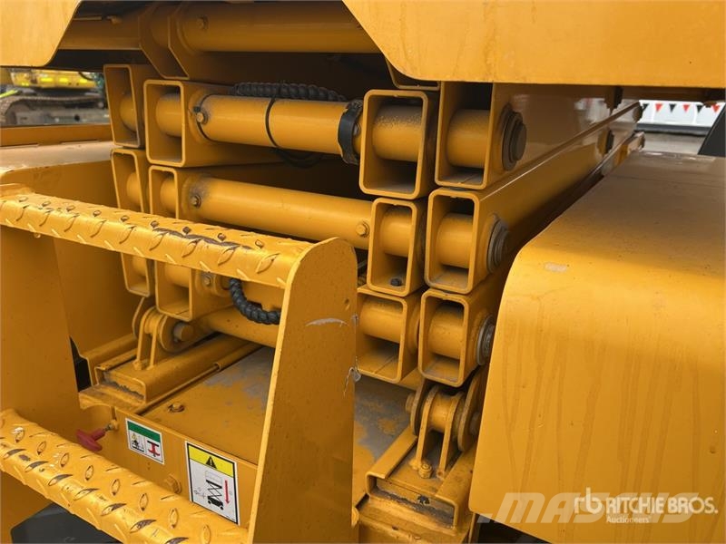 Haulotte 10DX 4x4 Diesel Scissor Lift رافعات مقصية الشكل