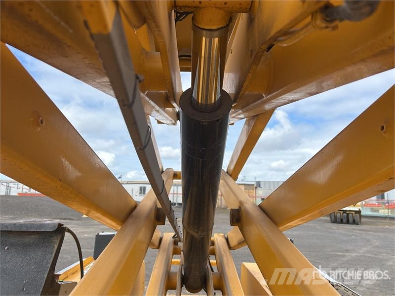 Haulotte 10DX 4x4 Diesel Scissor Lift رافعات مقصية الشكل
