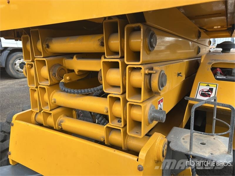Haulotte 10DX 4x4 Diesel Scissor Lift رافعات مقصية الشكل