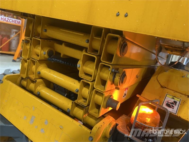 Haulotte Compact 10DX 4x4 Diesel Scissor Lift Scissor lifts