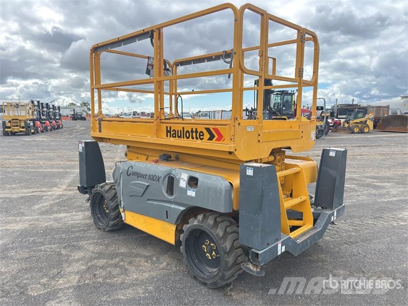 Haulotte Compact 10DX 4x4 Diesel Scissor Lift Scissor lifts